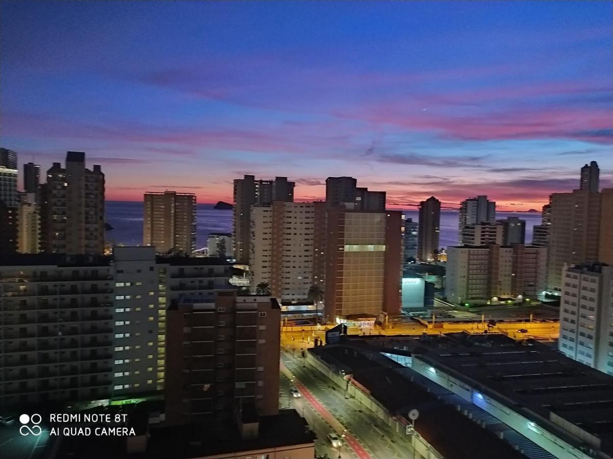 Apto San Angelo Benidorm Vistas Al Mar 400 M Exteriör bild